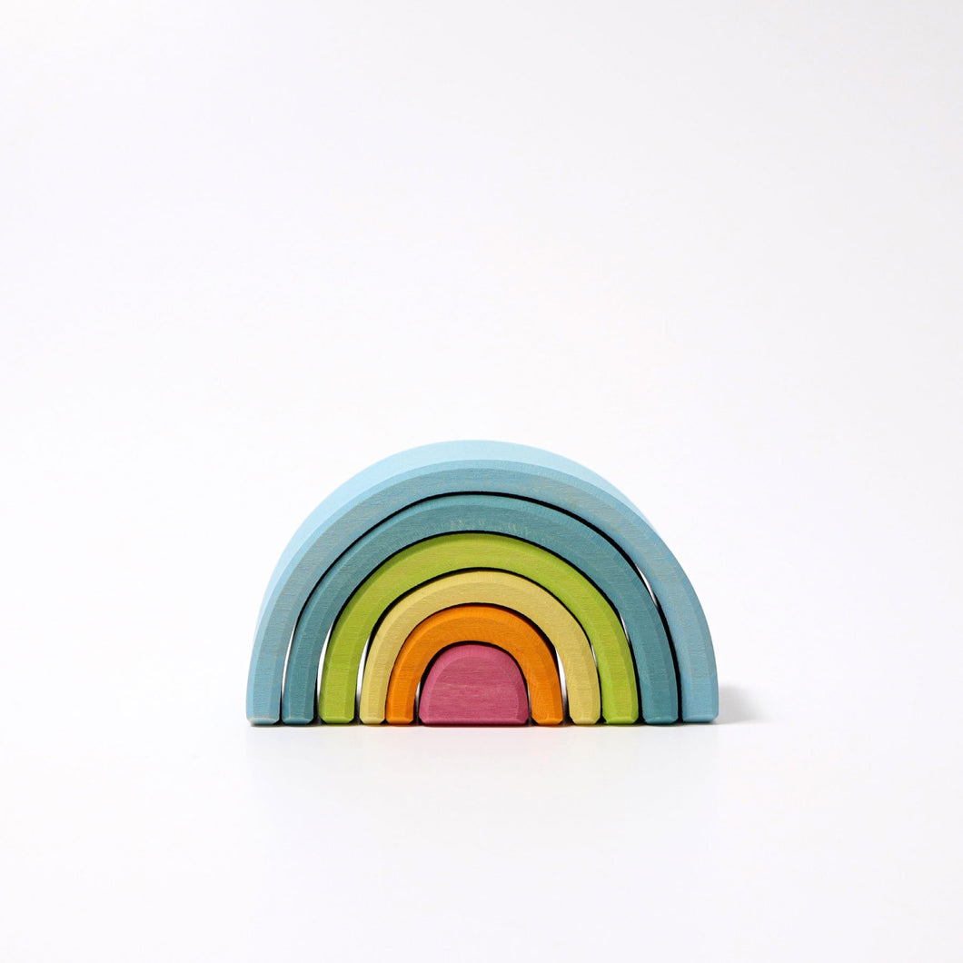 Grimm's Small Pastel Rainbow 6 pieces